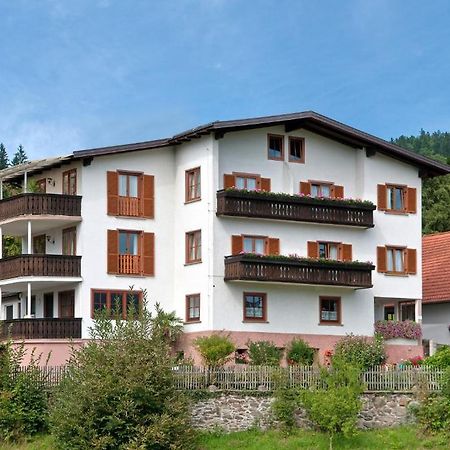 Schuetzenhof Aparthotel Sattendorf Exterior photo